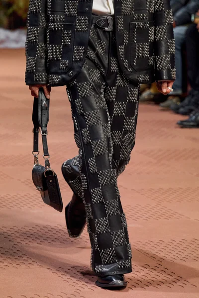 Look 204